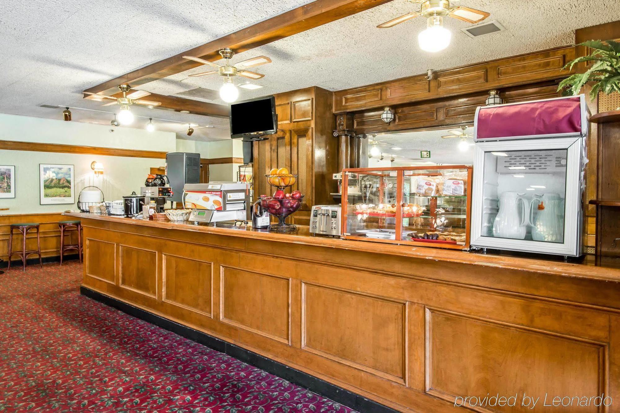 Rodeway Inn And Suites Boulder Broker Экстерьер фото